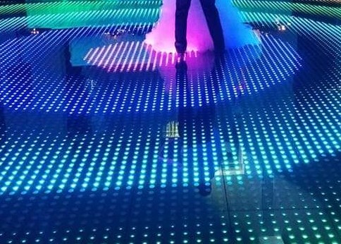 mariage piste de danse sur dalles led lumineuses 3D holographique